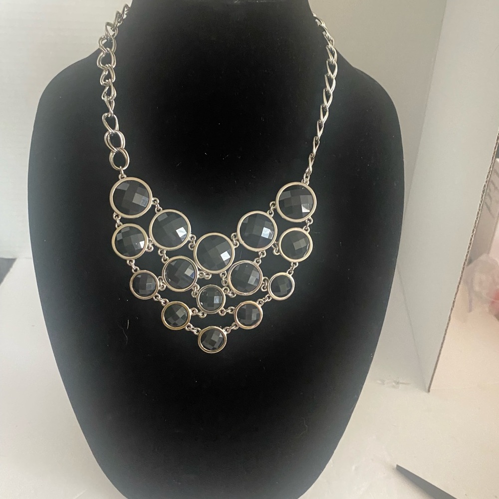 💍💎 SALE Lia Sophia Black and Silver Statement Necklace
